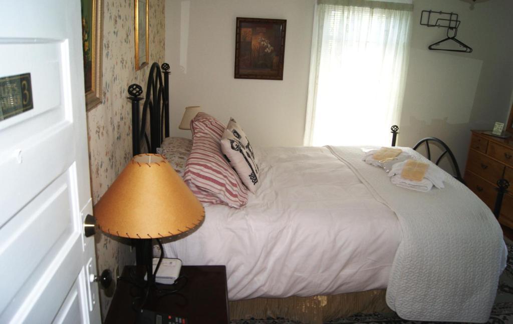 Ye Olde Walkerville Bed & Breakfast Windsor Room photo